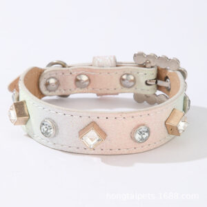 Luxe Pearl Blossom Handmade Beaded Pet Necklace