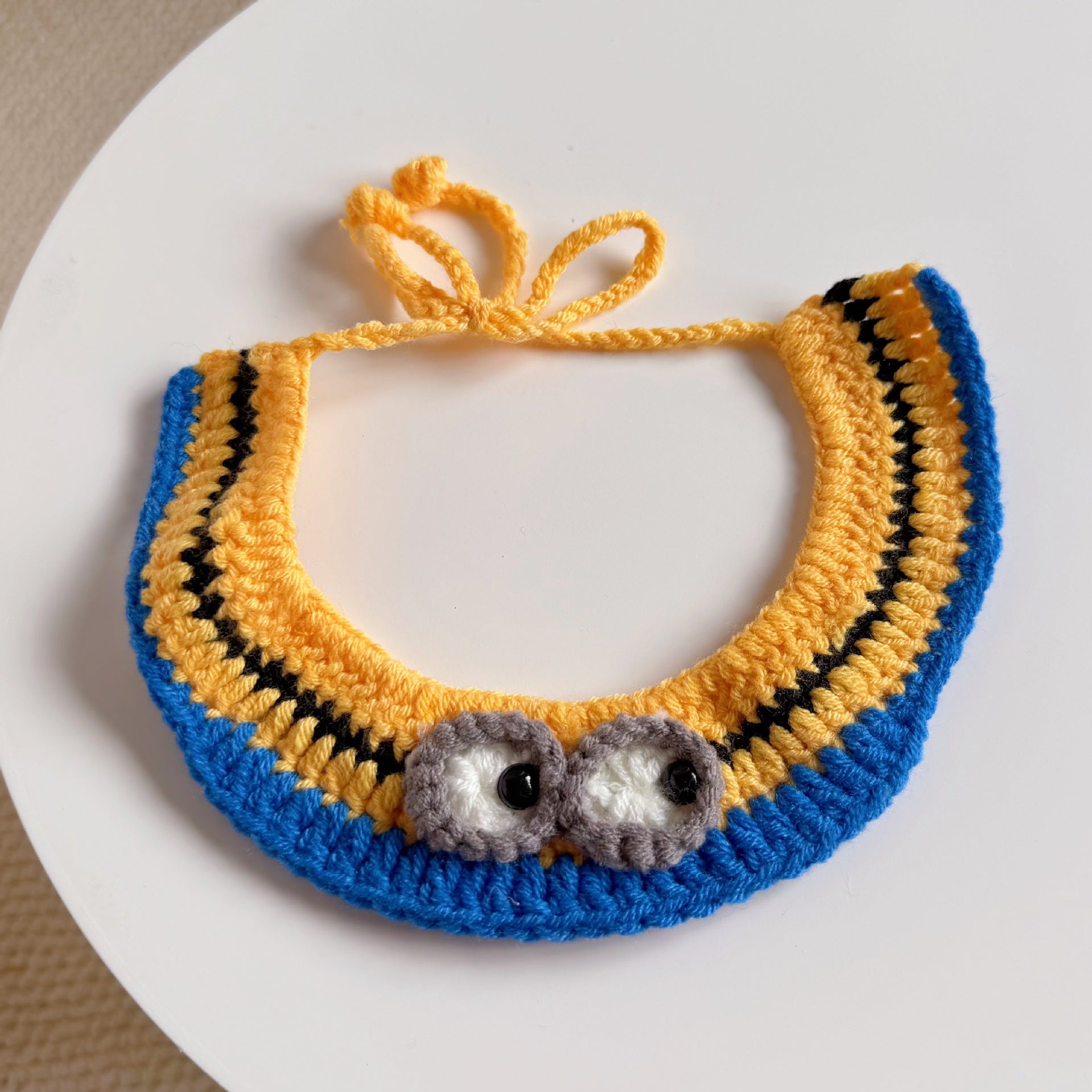 Knitted Pet Collars & Bibs for Cats and Dogs - Image 73
