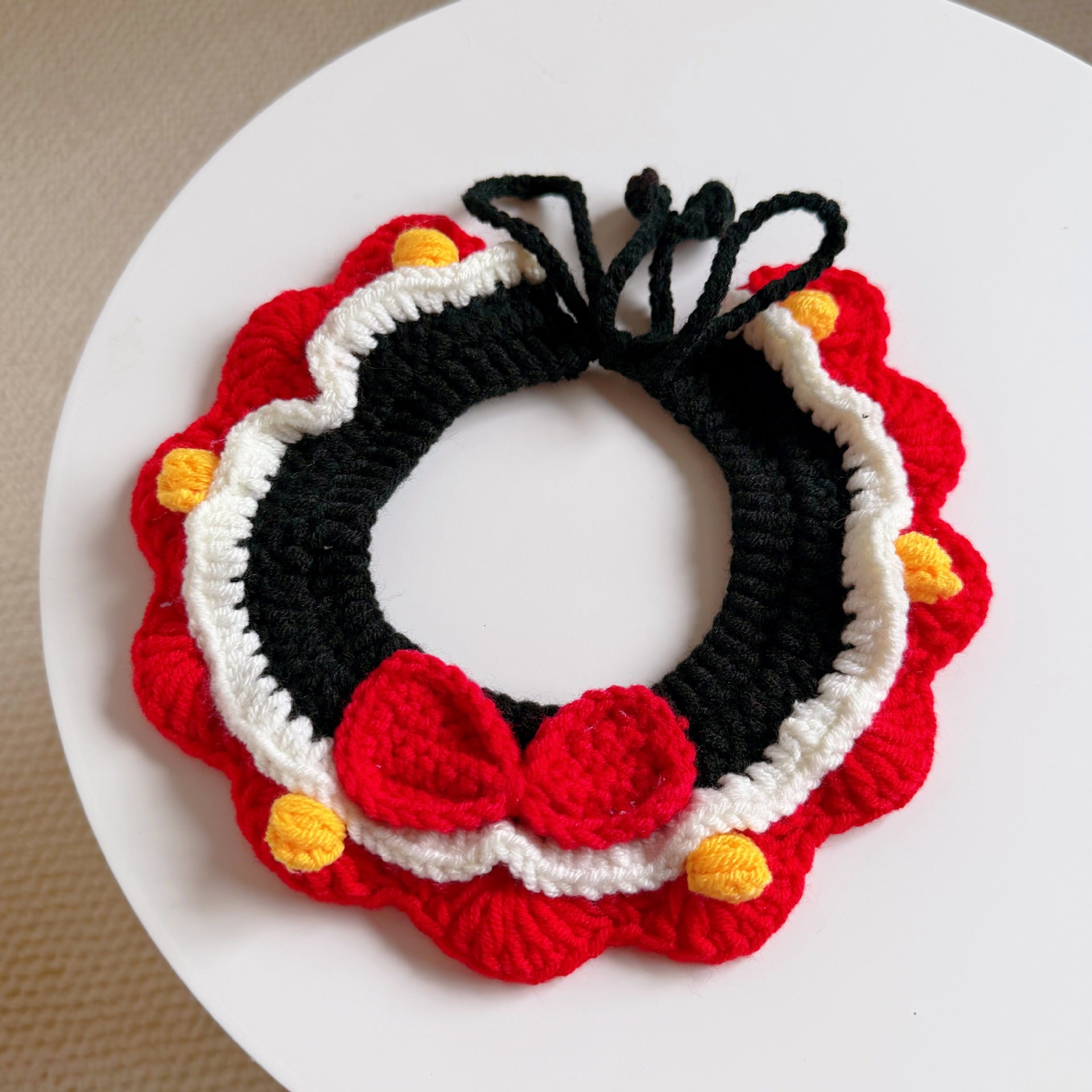 Knitted Pet Collars & Bibs for Cats and Dogs - Image 72